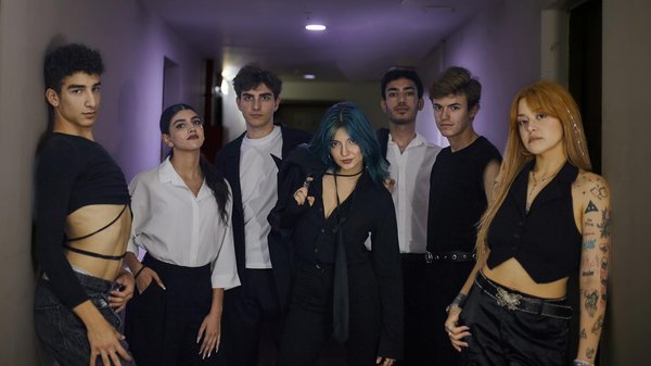 Crafting the ideal exfoliation schedule for sensitive skin: discover how often is just right!